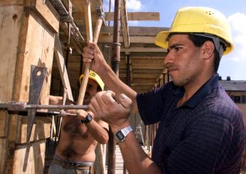 Umbria, ordinanza regionale sospende il lavoro sotto al sole dalle 12:30 alle 16