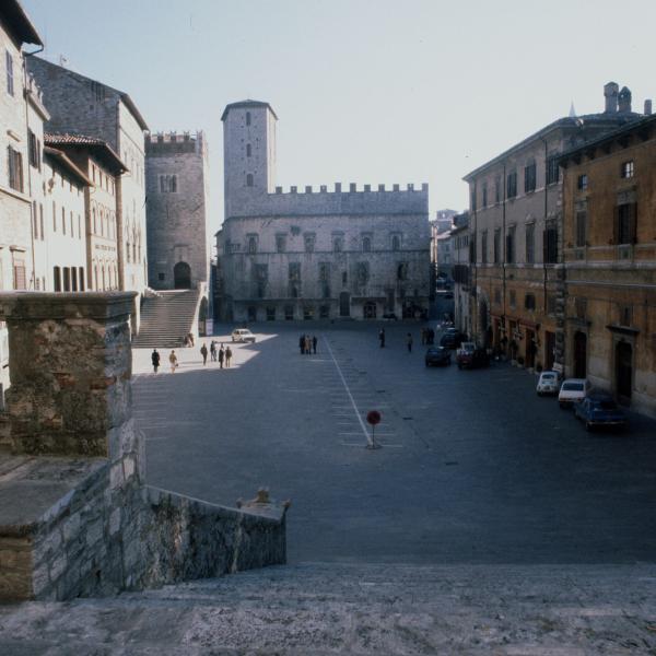 Todi, più turisti nel 2024 ma sempre meno nascite