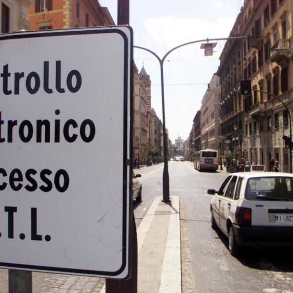 Novità ZTL a Terni, arrivano 326 parcheggi riservati ai residenti. Ecco la mappa delle aree di sosta