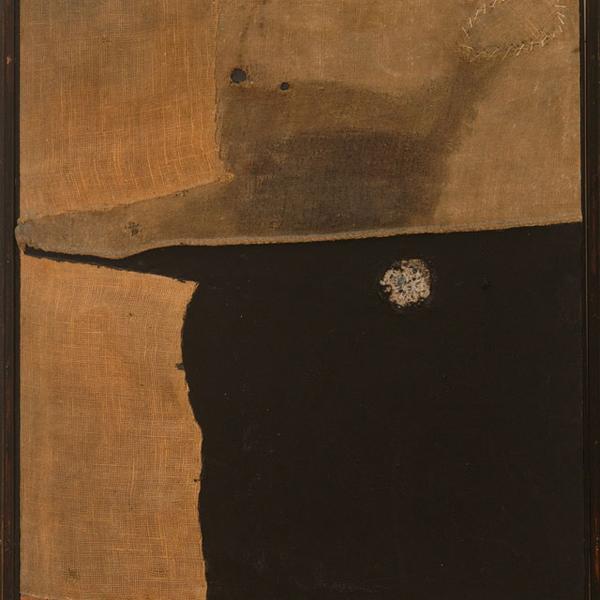 Quando fede e arte si uniscono: il grande “Sacco” di Burri esposto nella Cattedrale di Città di Castello