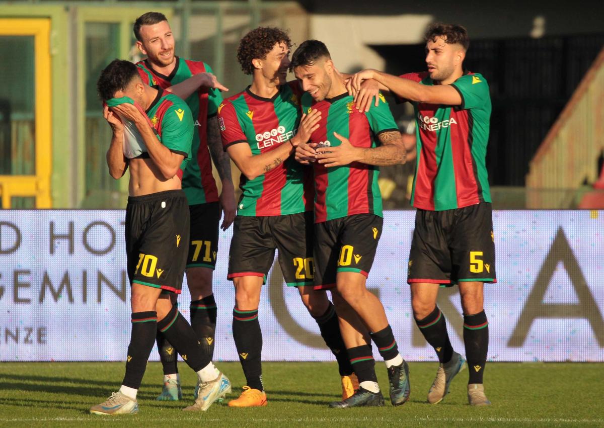 Pineto-Ternana, probabili formazioni: Cianci verso il rientro dal 1′